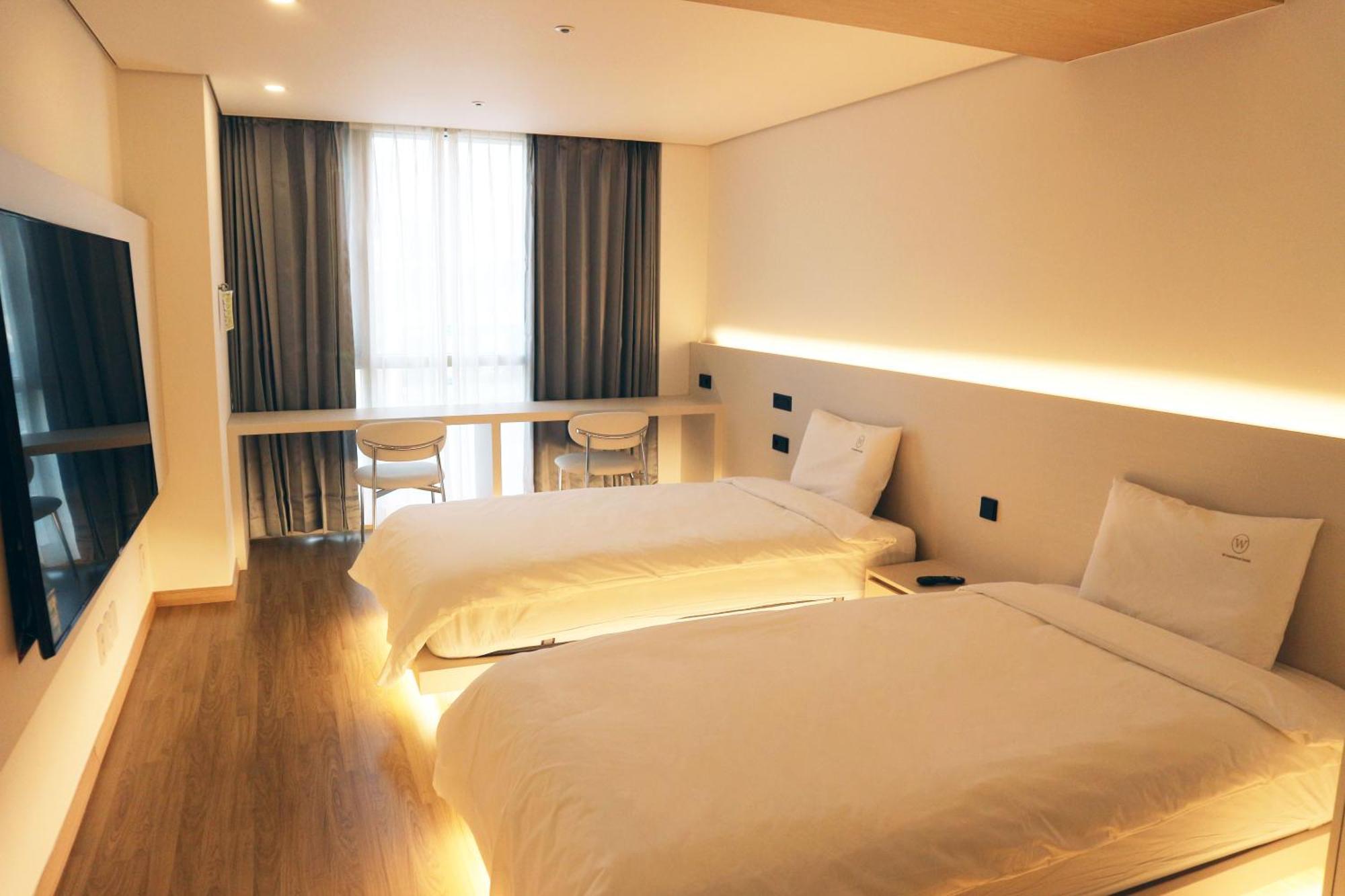 W Centum 酒店 4*